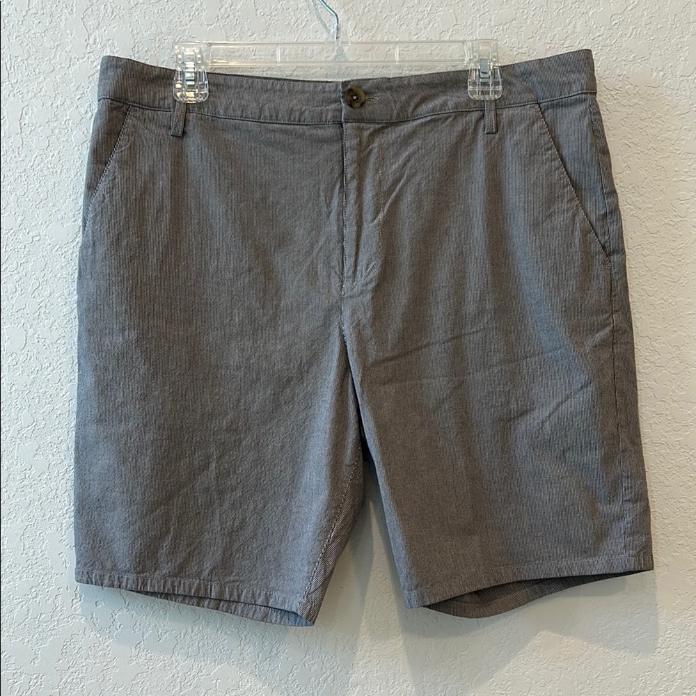 PAIGE Gray Flat Front Tailored Shorts